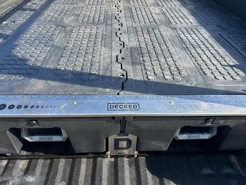 Used 2012 Ford F250 Lariat w/ Chrome Pkg AWD/4WD image 9