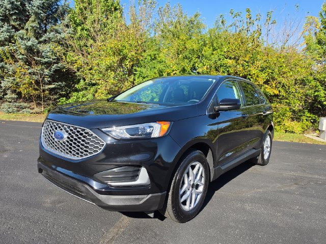 Used 2024 Ford Edge SEL AWD/4WD image 12