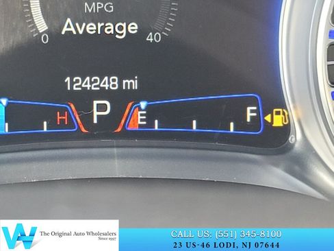 Used 2017 Chrysler 300 Limited RWD image 22