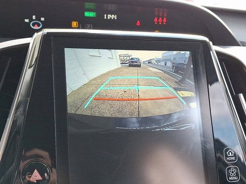 Used 2021 Toyota Prius Prime XLE image 15