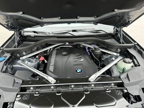 Used 2024 BMW X5 xDrive40i w/ Premium Package image 47