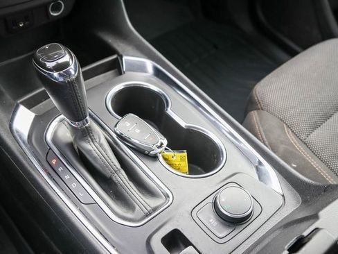 Used 2018 Chevrolet Traverse LT w/ LPO, Cargo Package image 21