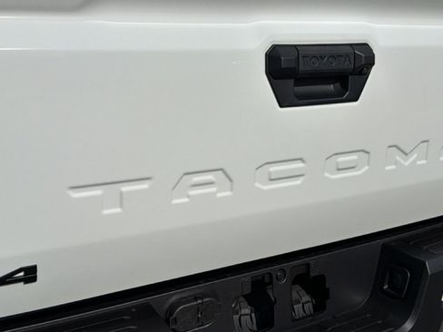 New 2026 Toyota Tacoma TRD Off-Road AWD/4WD image 28