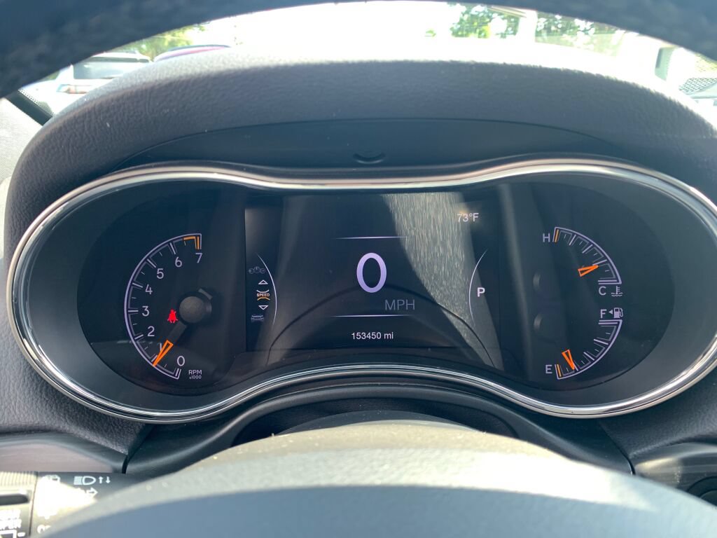 Used 2020 Jeep Grand Cherokee Altitude AWD/4WD image 15