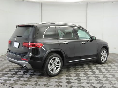 Certified 2023 Mercedes-Benz GLB 250 image 5