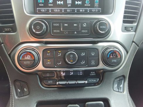 Used 2019 Chevrolet Tahoe LT w/ Max Trailering Package RWD image 28