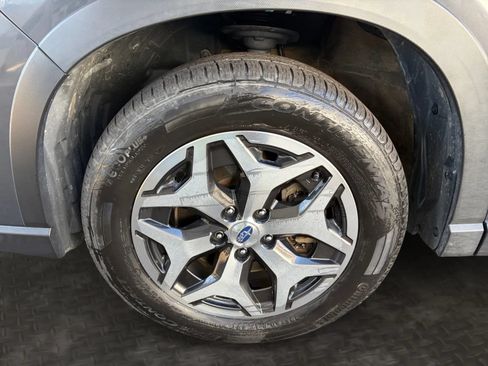 Used 2022 Subaru Forester Premium AWD/4WD image 36