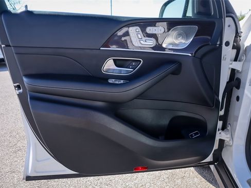 Used 2024 Mercedes-Benz GLE 350 4MATIC w/ 3rd Row Seat Package image 20