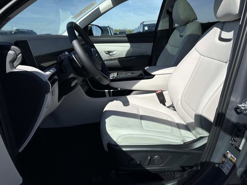 New 2026 Hyundai Tucson Limited image 10