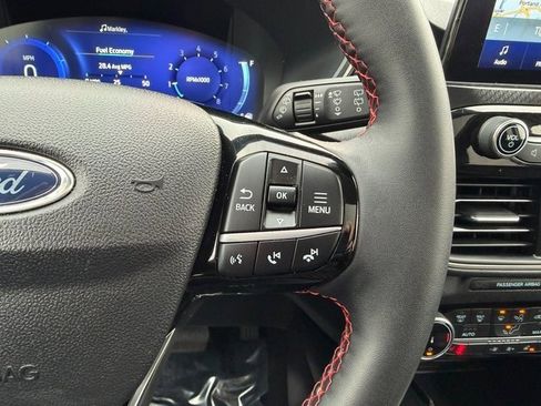 Certified 2022 Ford Escape SEL w/ SEL Stealth AWD Package image 20