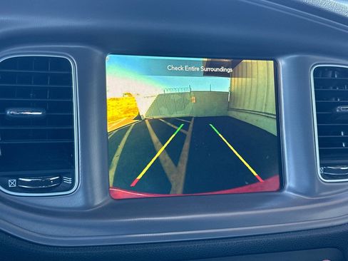 Used 2023 Dodge Charger SXT image 17