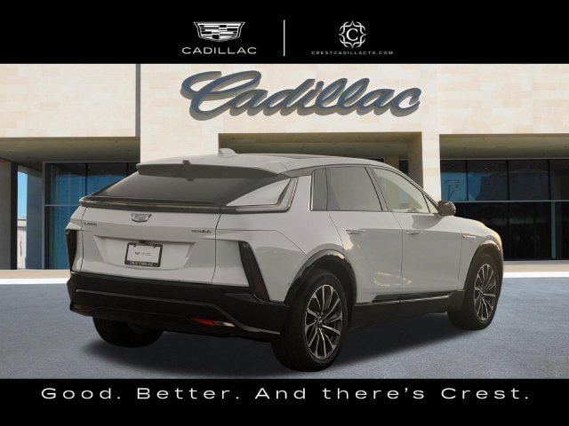 Used 2024 Cadillac Lyriq Sport AWD/4WD image 3