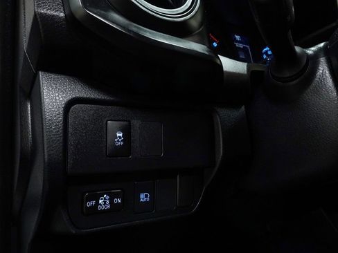 Certified 2023 Toyota Tacoma SR image 17