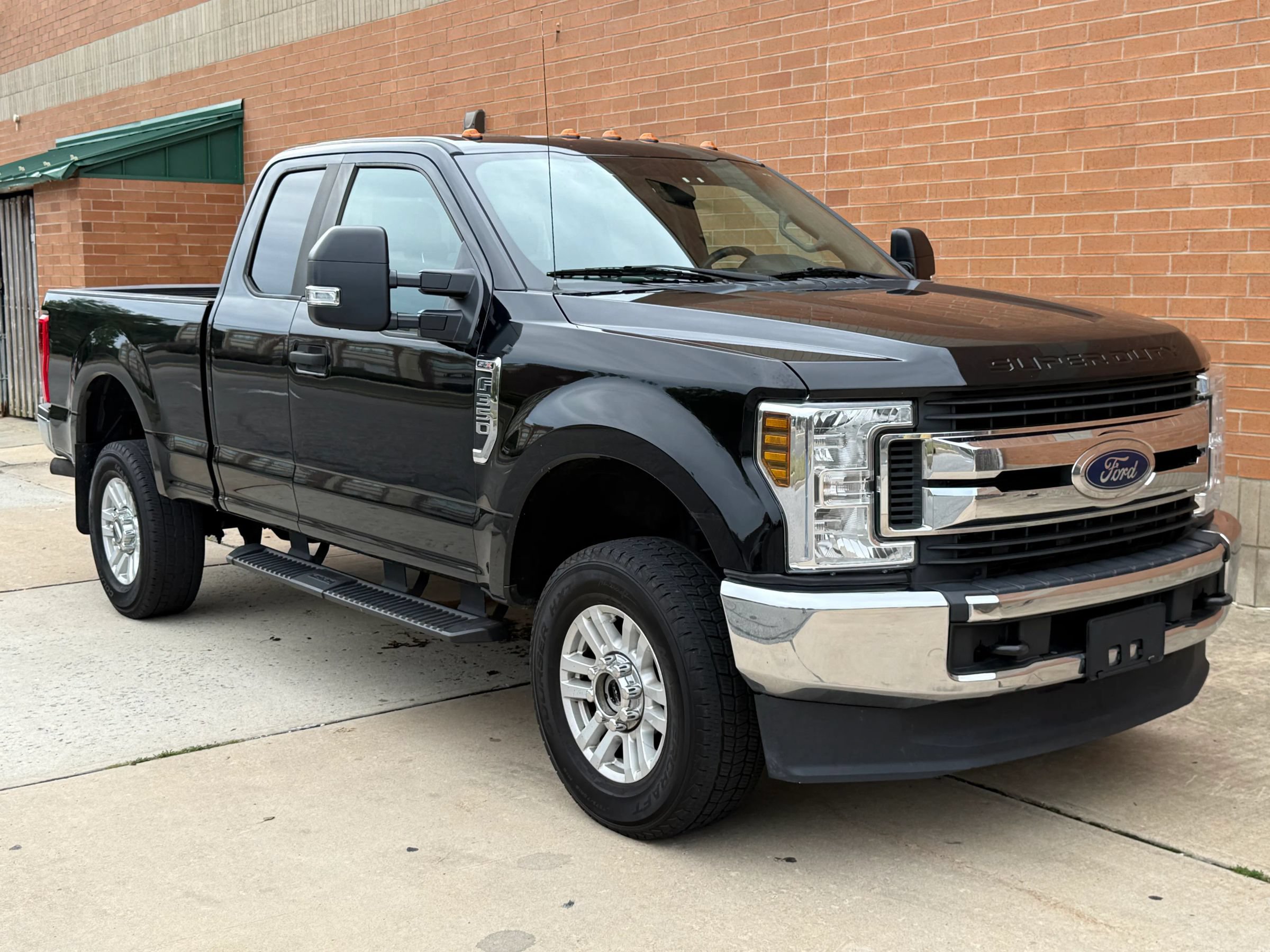 Used 2018 Ford F350 XL AWD/4WD image 1
