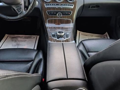 Used 2018 Mercedes-Benz C 300 4MATIC Sedan w/ Premium Package image 21