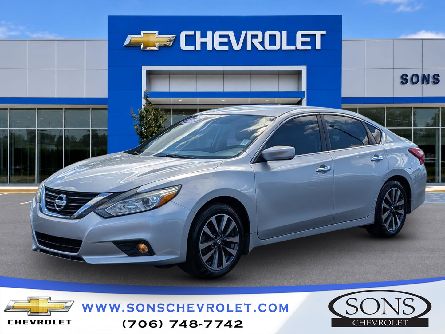Used 2017 Nissan Altima 2.5 SV w/ Interior Lighting Package FWD image 1