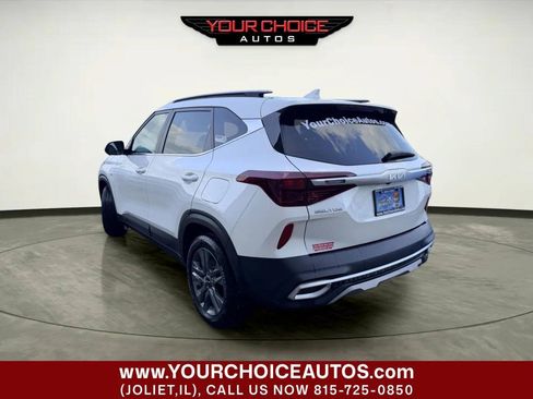 Used 2023 Kia Seltos S AWD/4WD image 3