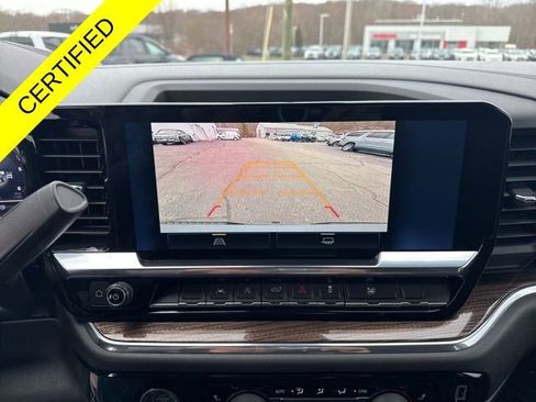 Used 2024 Chevrolet Silverado 1500 LT AWD/4WD image 3