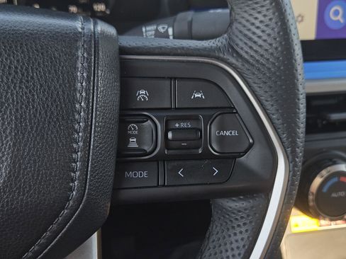 Used 2025 Toyota Tacoma TRD Off-Road w/ TRD Off Road Upgrade Package image 17