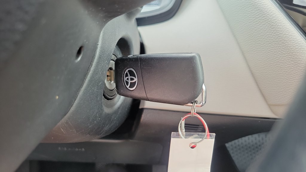 Used 2023 Toyota Corolla LE FWD image 23