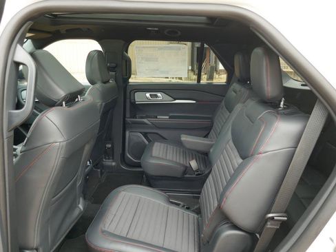 New 2026 Ford Explorer ST-Line image 13