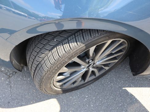 Used 2018 Lincoln Continental Select FWD image 39