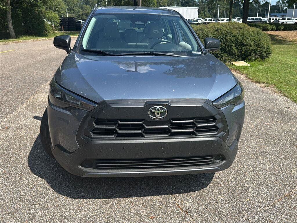 Used 2026 Toyota Corolla Cross L FWD image 3