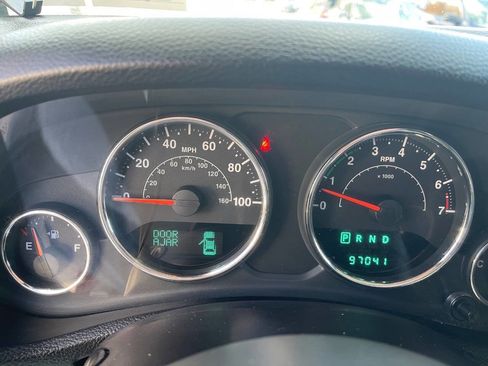 Used 2013 Jeep Wrangler Unlimited Sport image 20