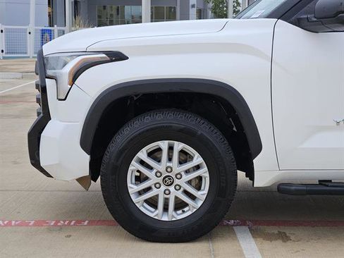 Used 2022 Toyota Tundra SR5 image 6