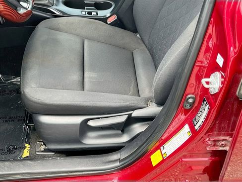 Used 2023 Toyota Corolla LE image 18