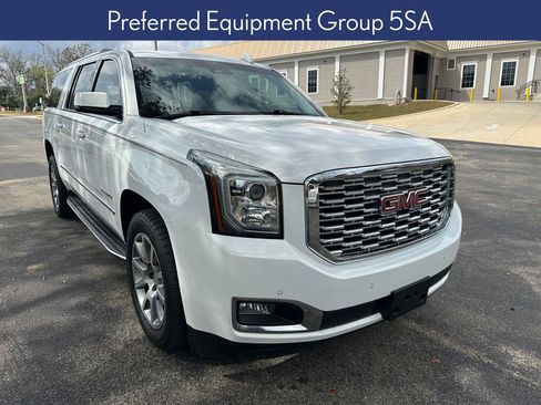Used 2020 GMC Yukon XL Denali image 6