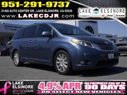 Used 2017 Toyota Sienna Limited Premium