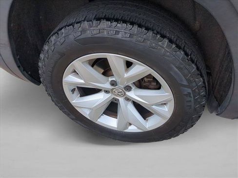 Used 2019 Volkswagen Atlas S FWD image 17