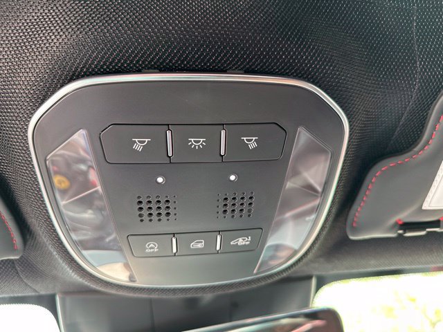 Used 2021 Ferrari F8 Tributo RWD image 35