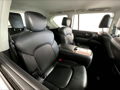 Used 2019 INFINITI QX80 Luxe image 27