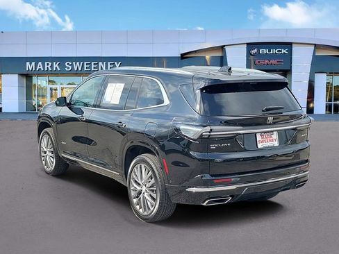 Used 2025 Buick Enclave Avenir w/ Super Cruise Package AWD/4WD image 29