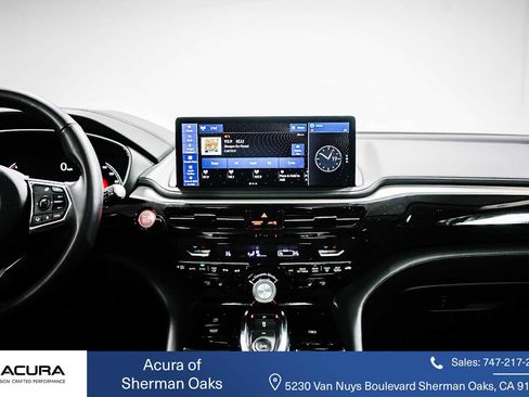 Used 2025 Acura MDX SH-AWD w/ Technology Package image 34