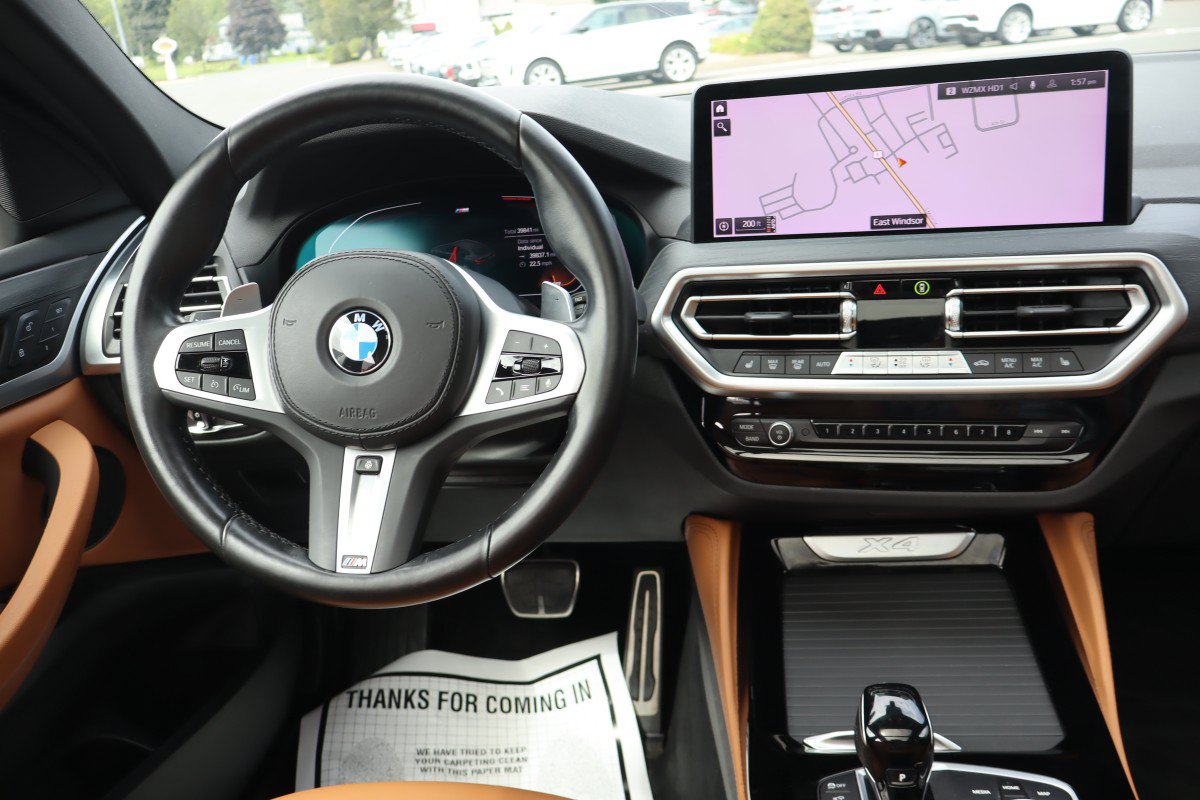 Used 2024 BMW X4 xDrive30i w/ Premium Package AWD/4WD image 16