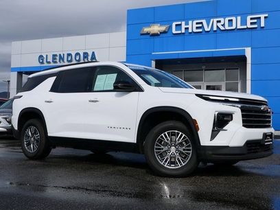 Certified 2025 Chevrolet Traverse LT