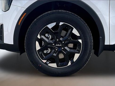 New 2026 Kia Sorento S AWD/4WD image 13