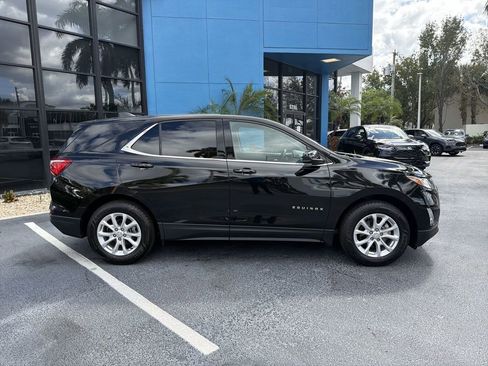 Used 2020 Chevrolet Equinox LT w/ Driver Convenience Package image 9
