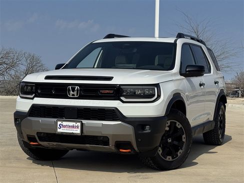 Used 2026 Honda Passport TrailSport Elite image 2