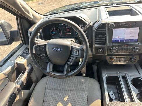 Used 2020 Ford F150 XLT w/ Equipment Group 302A Luxury AWD/4WD image 18