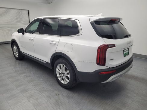 Used 2022 Kia Telluride LX AWD/4WD image 3