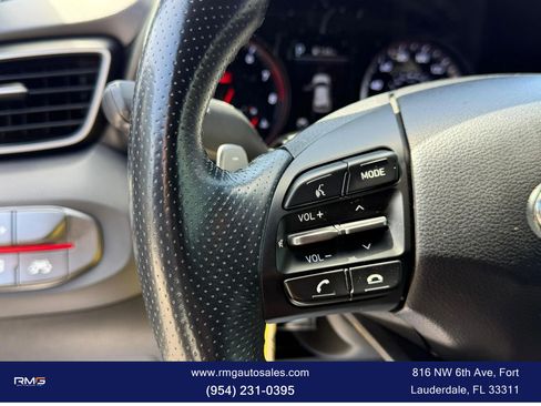 Used 2020 Hyundai Veloster Turbo image 18