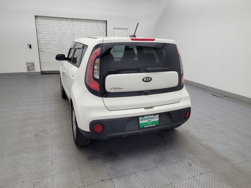 Used 2019 Kia Soul FWD image 6