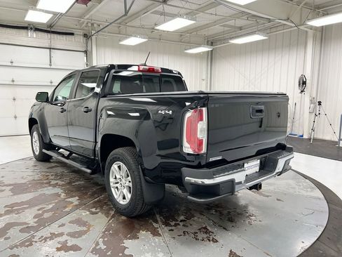 Used 2019 GMC Canyon SLE w/ Driver Alert Package AWD/4WD image 4