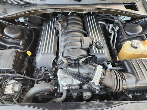 Used 2019 Dodge Charger Scat Pack RWD image 40