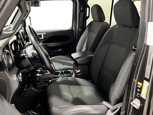 Used 2020 Jeep Wrangler Unlimited Sport image 21