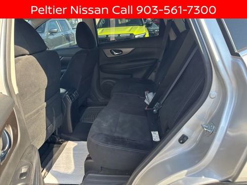 Used 2014 Nissan Rogue SV FWD image 10